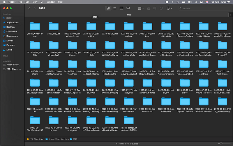 This image shows a folder containing many individually dated and named folders in order to demonstrate how the renamed folders will appear in the finder.